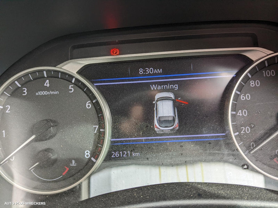 2021 Nissan Juke Left Front Door