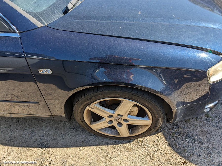2006 Audi A4 Right Guard