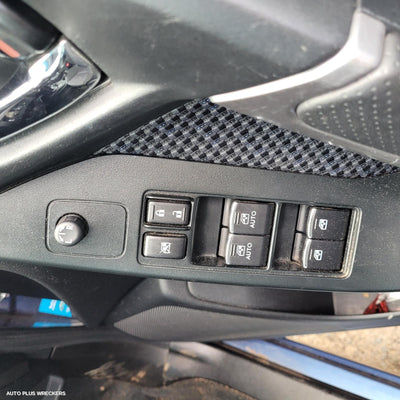 2018 Subaru Forester Headrest