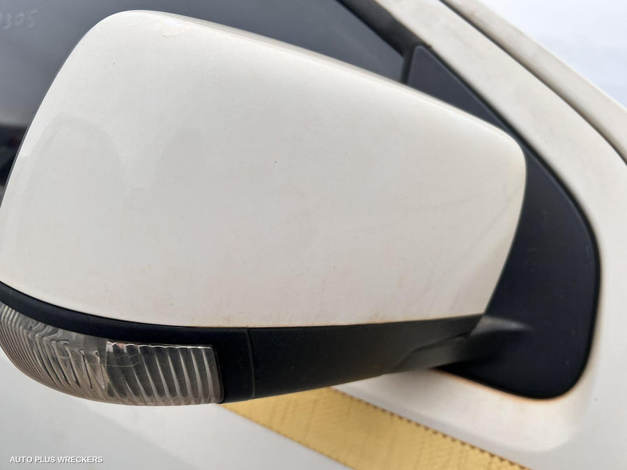 2019 Holden Colorado Right Front Door Window