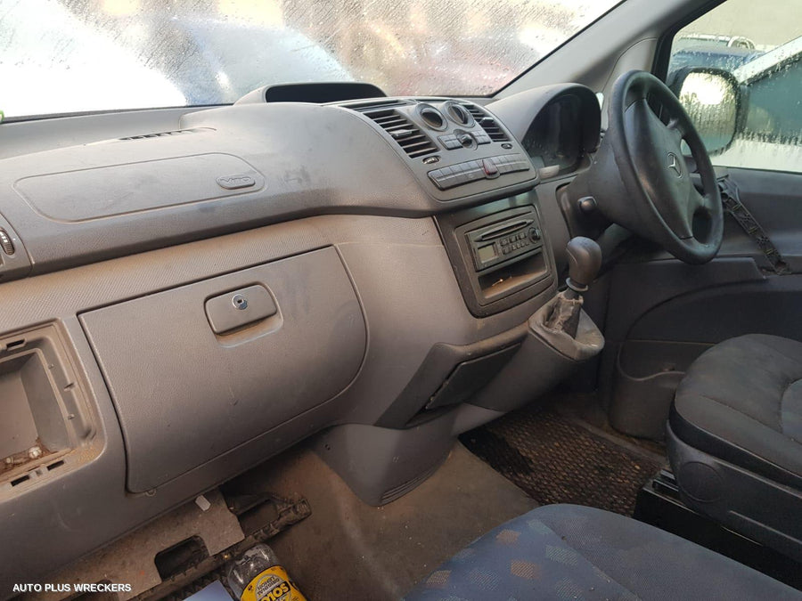 2006 Mercedes Vito Left Front Window Reg Motor