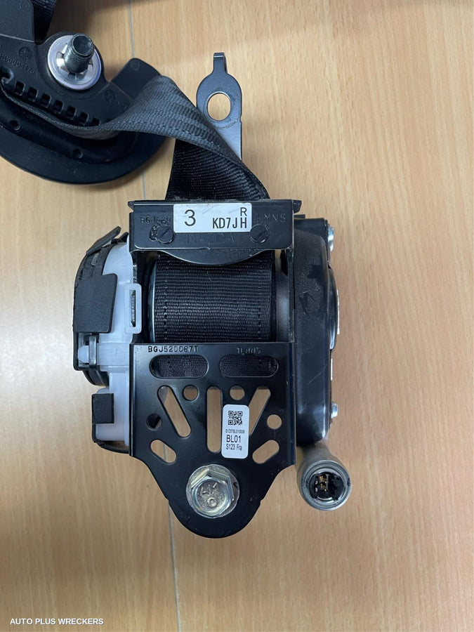 2018-2023 Mazda Cx8 Seatbelt Stalk