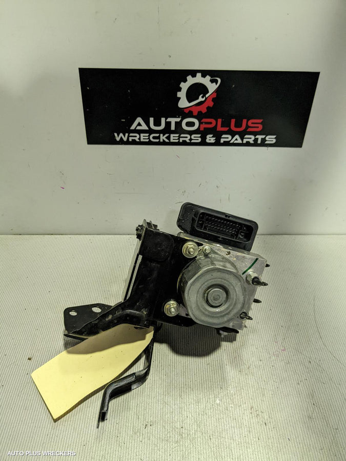 2017 Nissan Qashqai Abs Pump Modulator