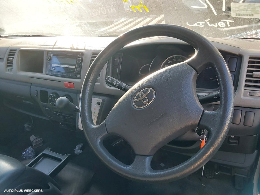 2011 Toyota Hiace Trans Gearbox