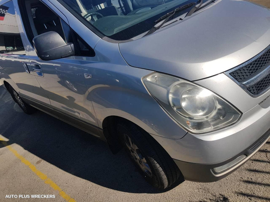 2008 Hyundai Iload/imax Right Door Mirror
