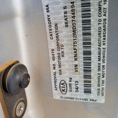 2013 Kia Cerato Parcel Shelf Cargo Blind