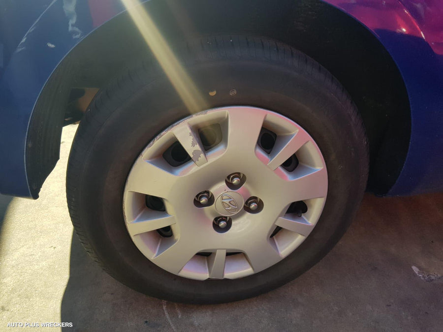 2015 HYUNDAI I20 RIGHT FRONT DOOR WINDOW