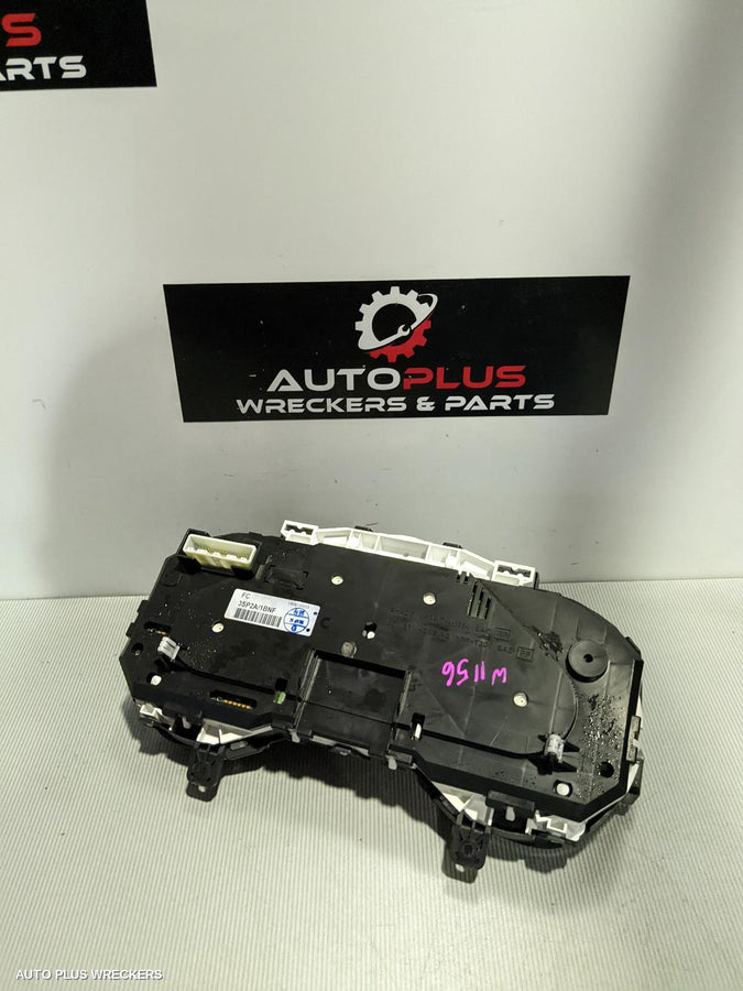 2016 Nissan Pulsar Instrument Cluster