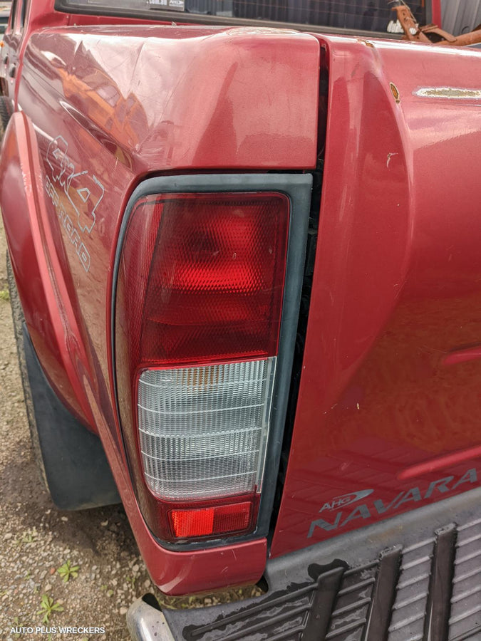 2008 Nissan Navara Left Guard