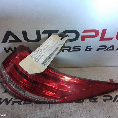 2006-2008 Toyota Tarago Right Taillight