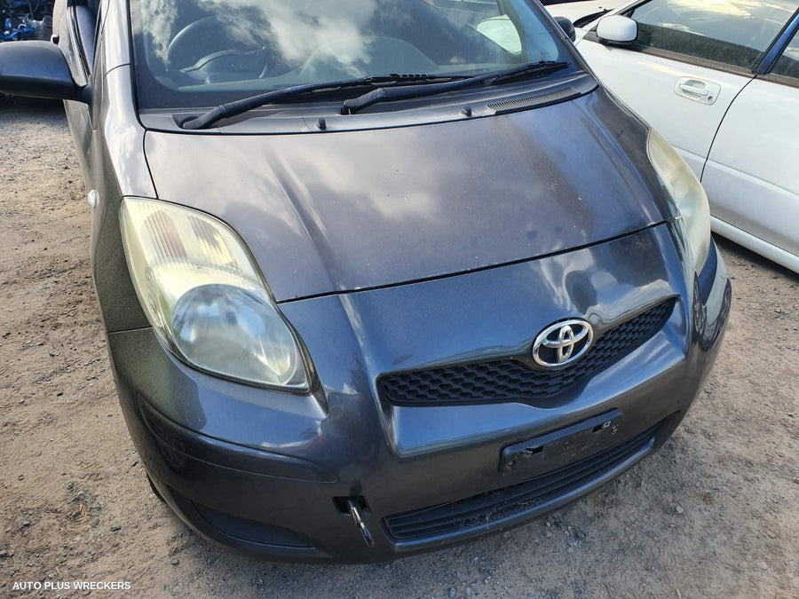 2010 TOYOTA YARIS WASHER BOTTLE