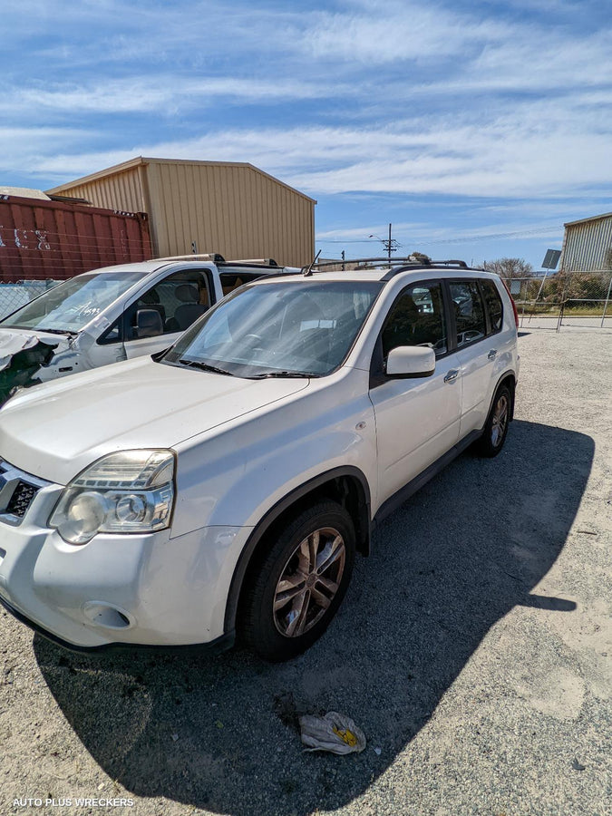 2012 Nissan Xtrail Right Taillight
