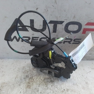 2016 Toyota Corolla Door Boot Gate Lock