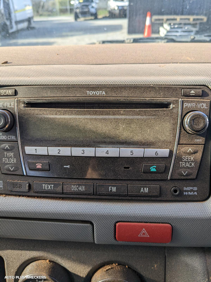 2011 Toyota Hiace Combination Switch