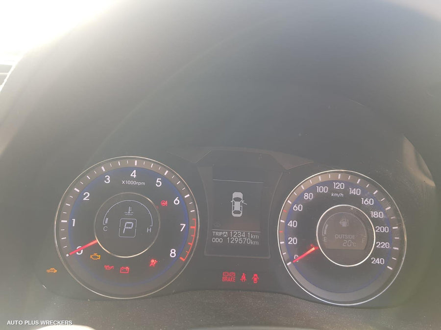 2013 Hyundai I40 Wiper Arm