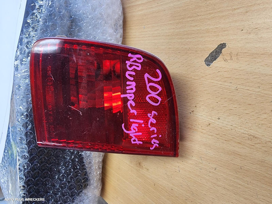 2013 Toyota Landcruiser Right Taillight