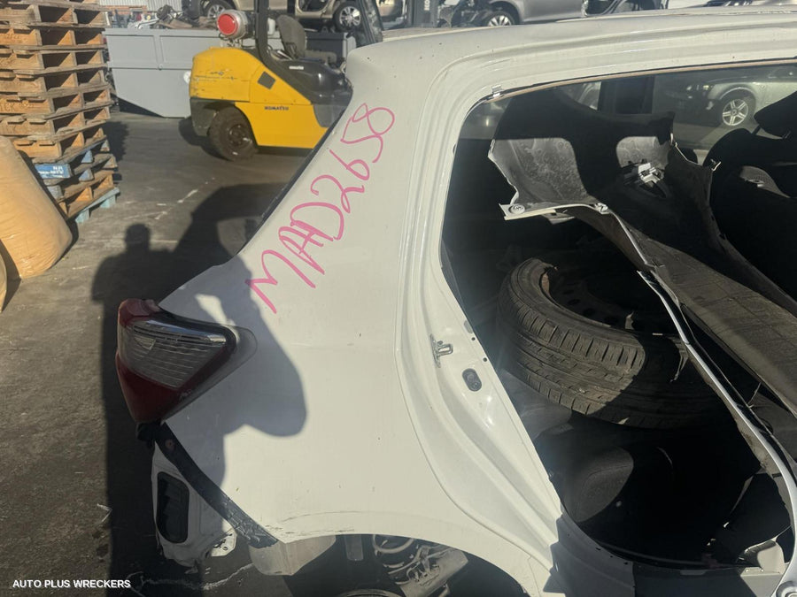 2019 Toyota Yaris Left Front Door
