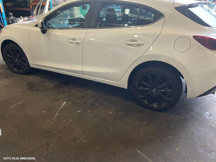 2016 Mazda 3 Left Front Window Reg Motor