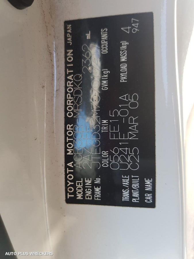 2005 Toyota Tarago 2nd Seat  Rear Seat