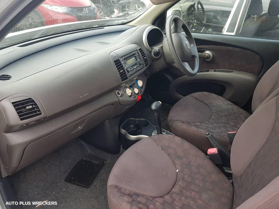 2010 Nissan Micra Right Front Door