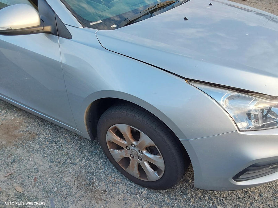 2016 Holden Cruze Right Front Door