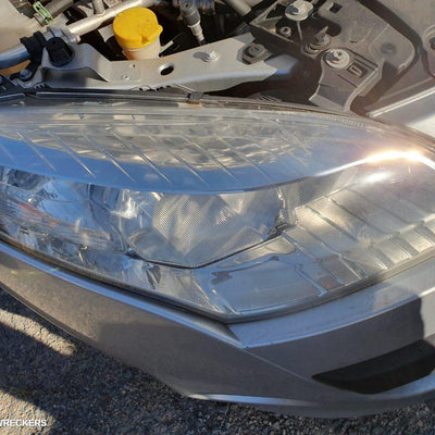 2012 Renault Megane Grille