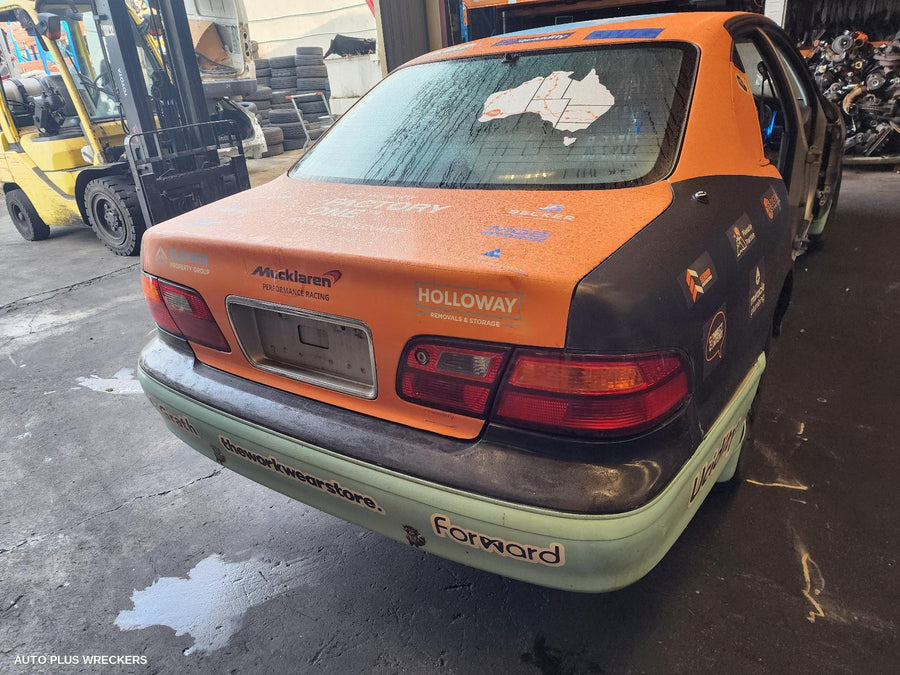 2000 Toyota Avalon Bootlid Tailgate