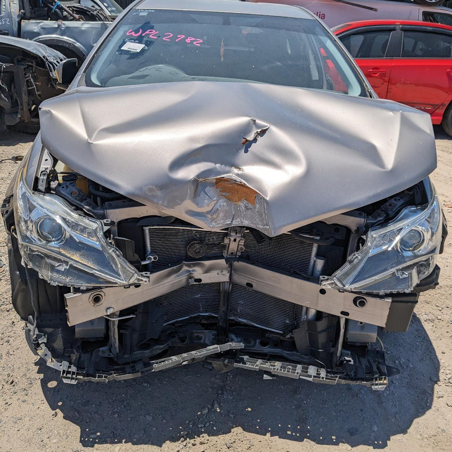 2014 Toyota Corolla Right Front Door Window