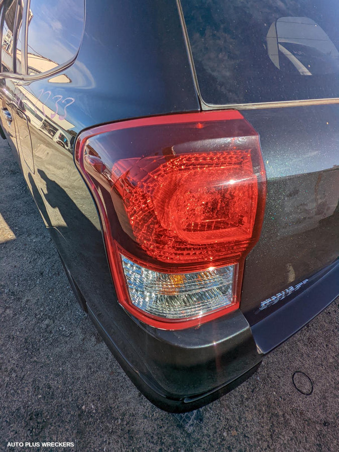 2019 Toyota Corolla Right Taillight