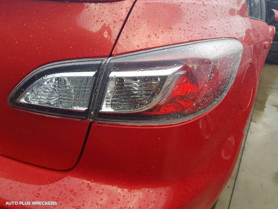 2010 Mazda 3 Sunvisor