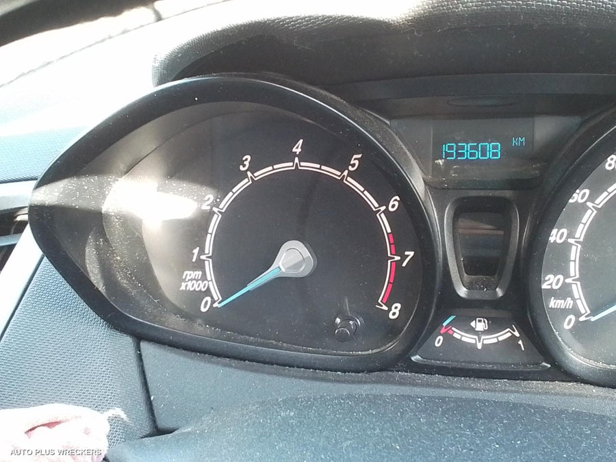 2014 Ford Fiesta Left Driveshaft