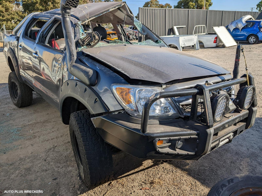 2007 Toyota Hilux Console