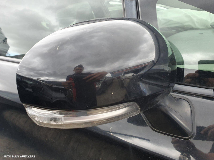 2010 Toyota Prius Right Taillight