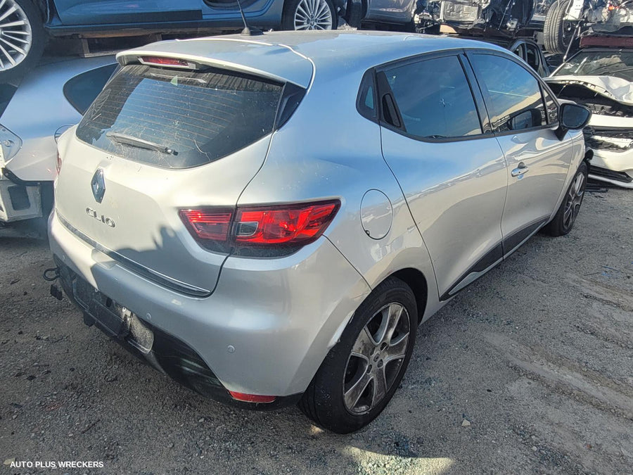 2014 Renault Clio Sunvisor