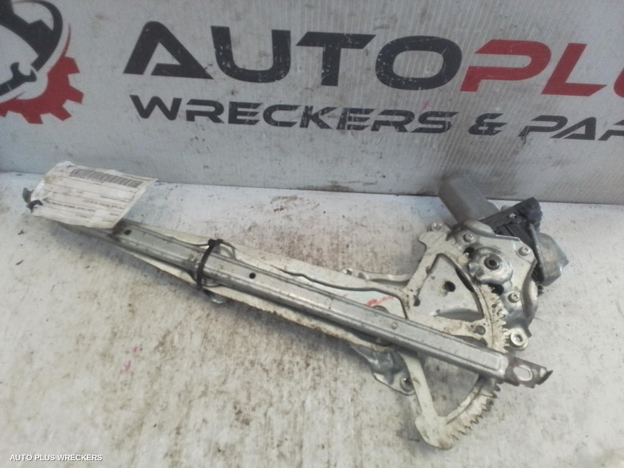 2012-2013 Toyota Corolla Right Front Window Reg Motor