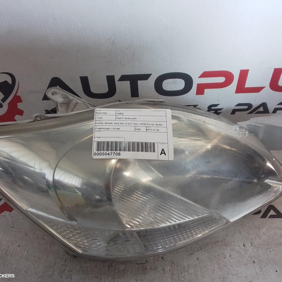 2006-2016 Toyota Yaris Right Headlamp
