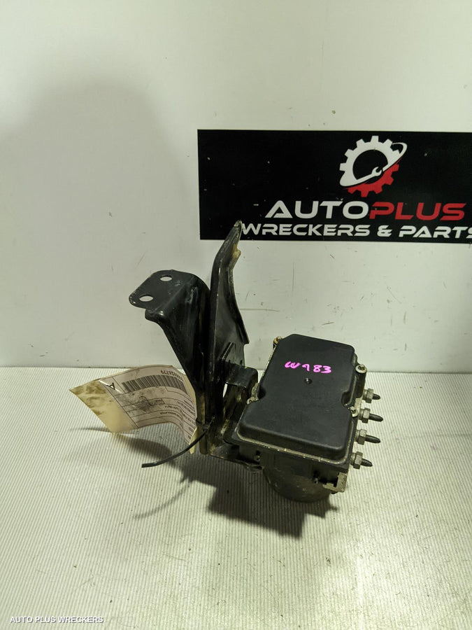 2008 Nissan Dualis Abs Pump Modulator