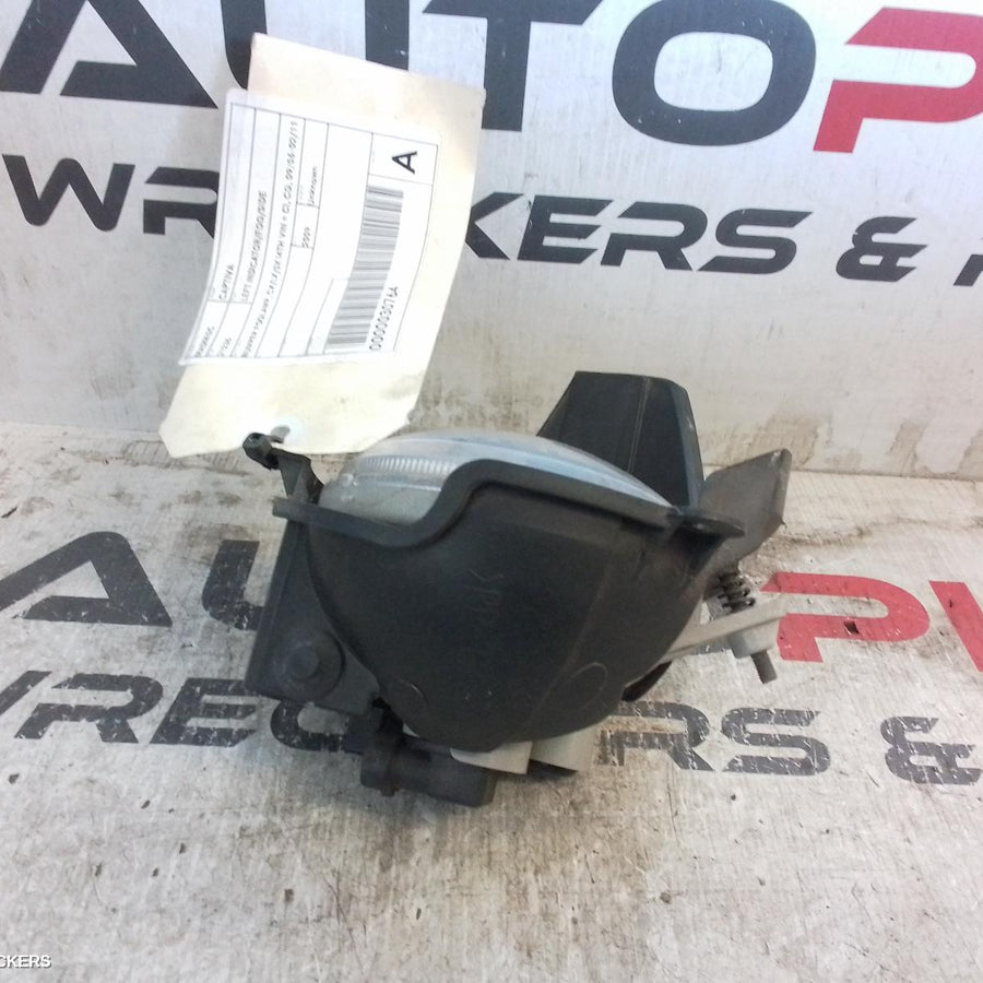 2009 Holden Captiva Left Indicator Fog Side