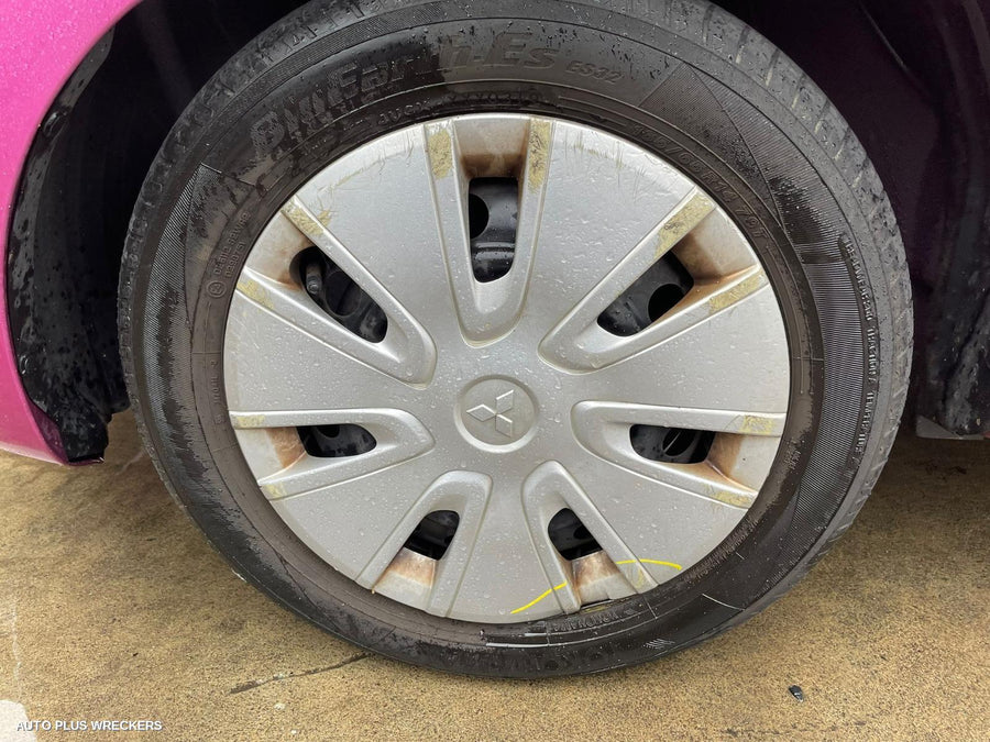 2013 Mitsubishi Mirage Right Headlamp