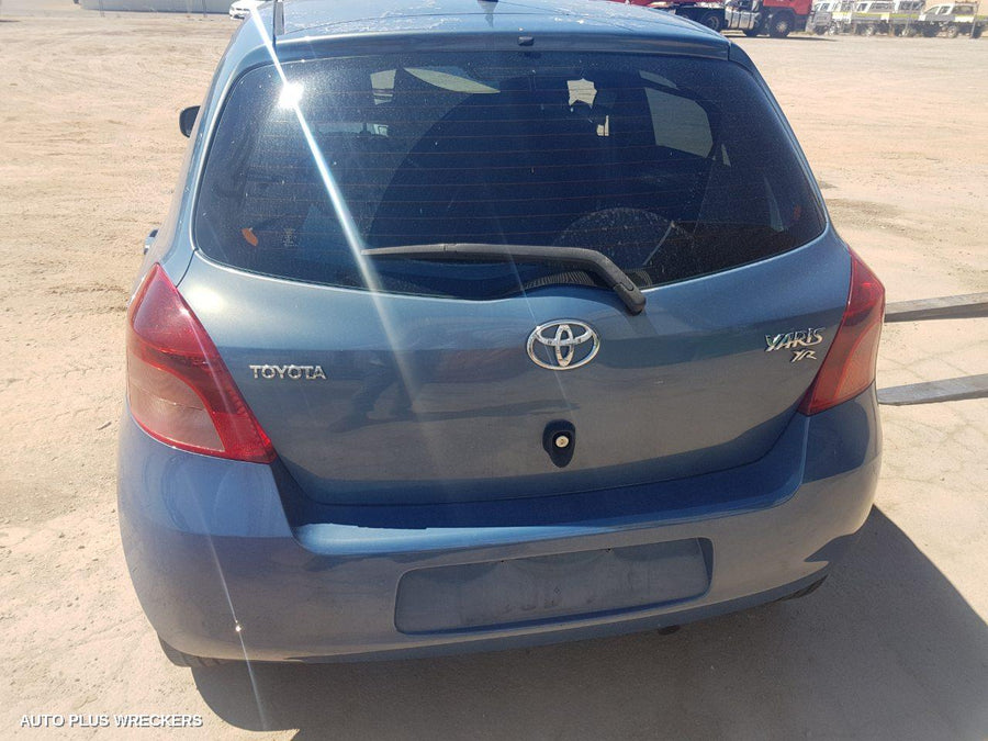 2007 Toyota Yaris Right Front Window Reg Motor