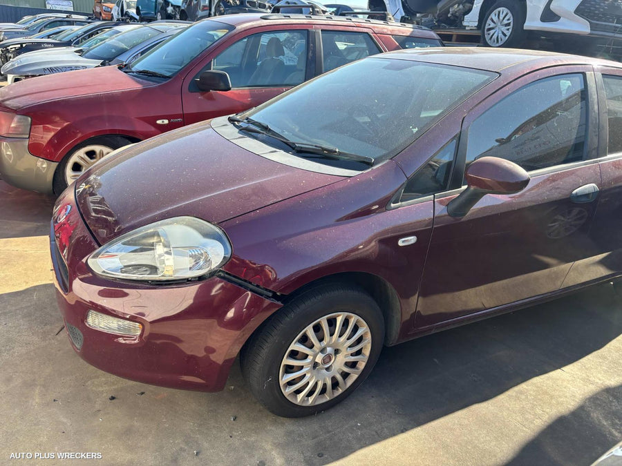 2013-2015 Fiat Punto Courtesy Light