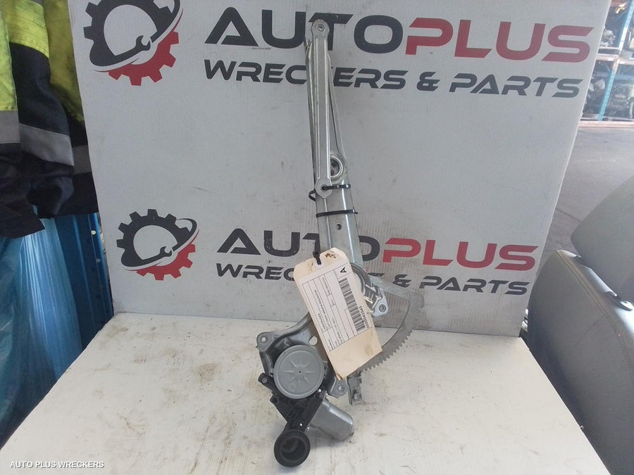 2014 Toyota Landcruiser Left Front Window Reg Motor