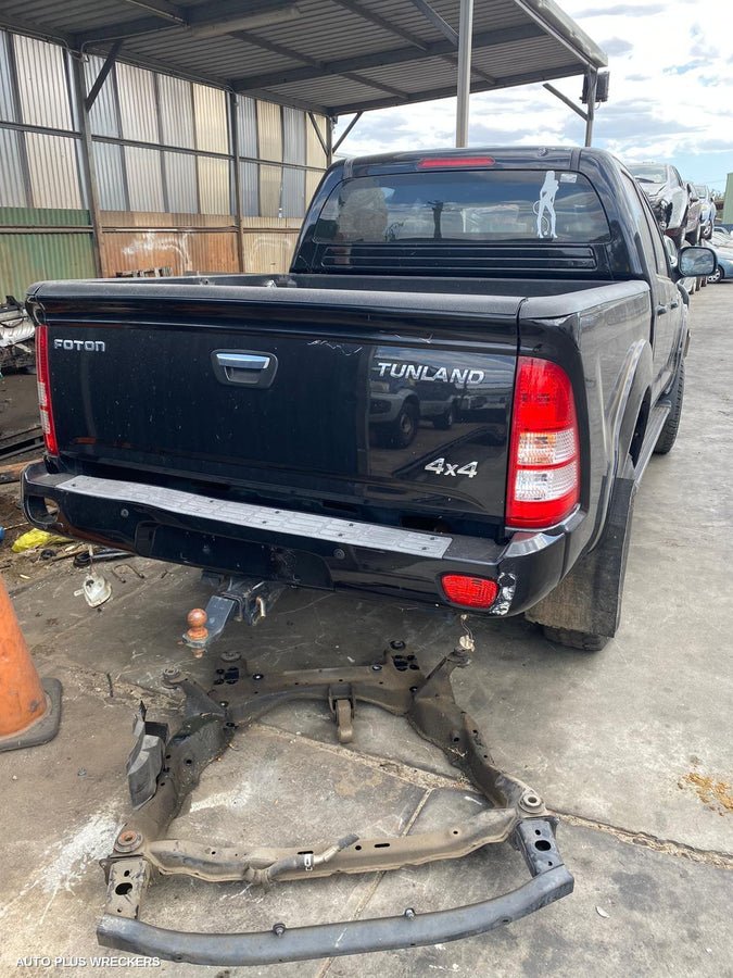 2013 Foton Tunland Right Rear Door Sliding