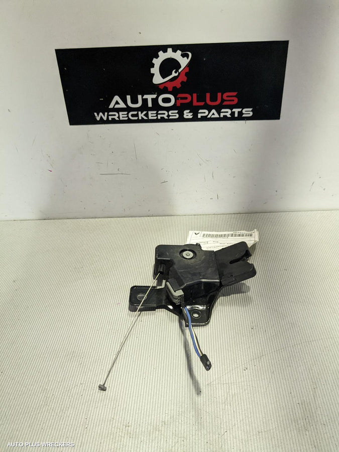 2009 Ford Falcon Door Boot Gate Lock