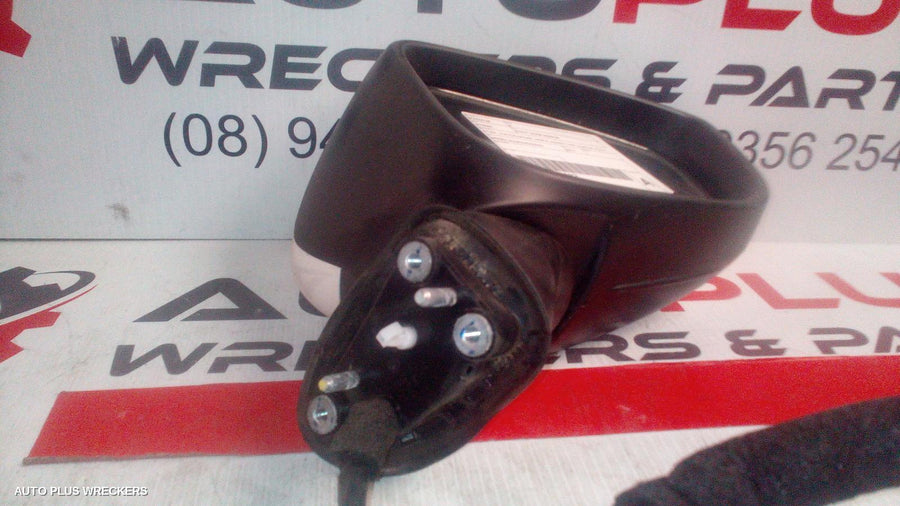2017-2019 Mazda 2 Right Door Mirror