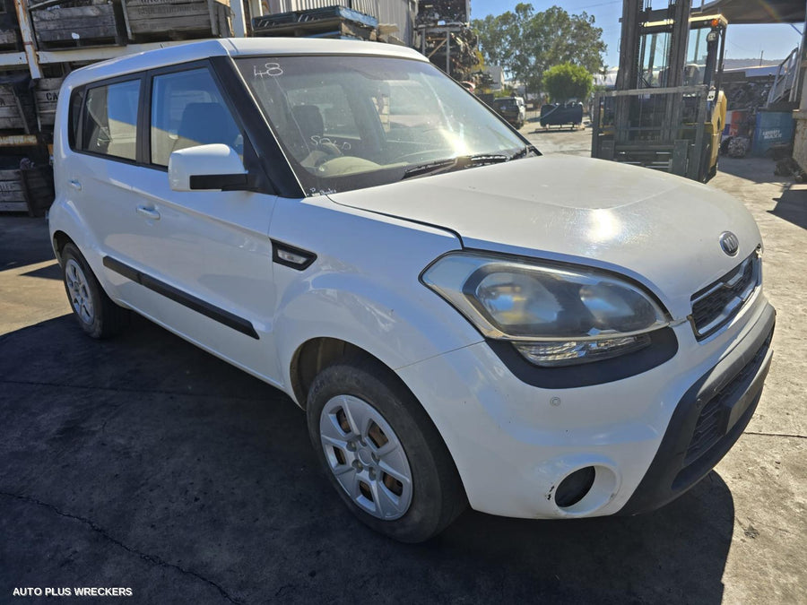 2009-2014 Kia Soul Door Trim