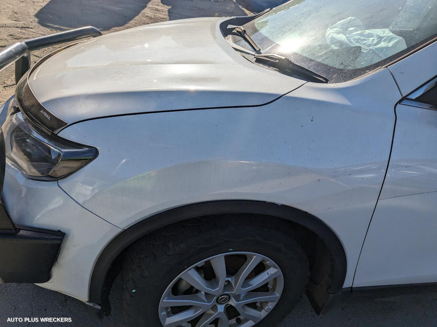 2019 Nissan Xtrail Left Door Mirror