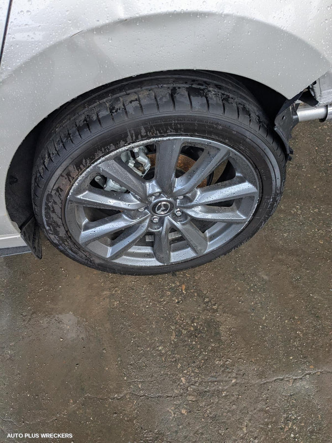 2021-2026 Mazda 3 Rear Garnish
