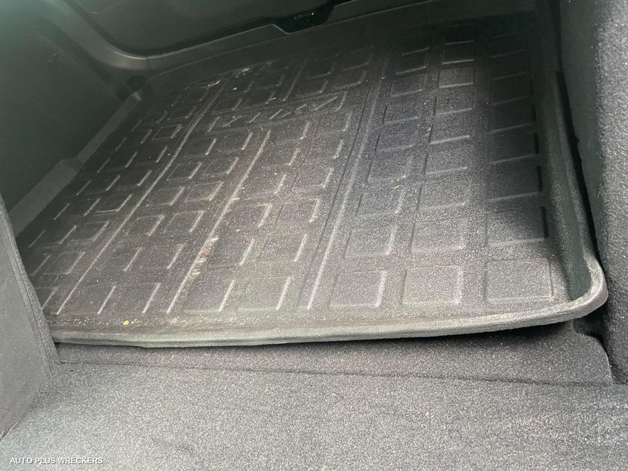 2016 MAZDA 3 SUNVISOR