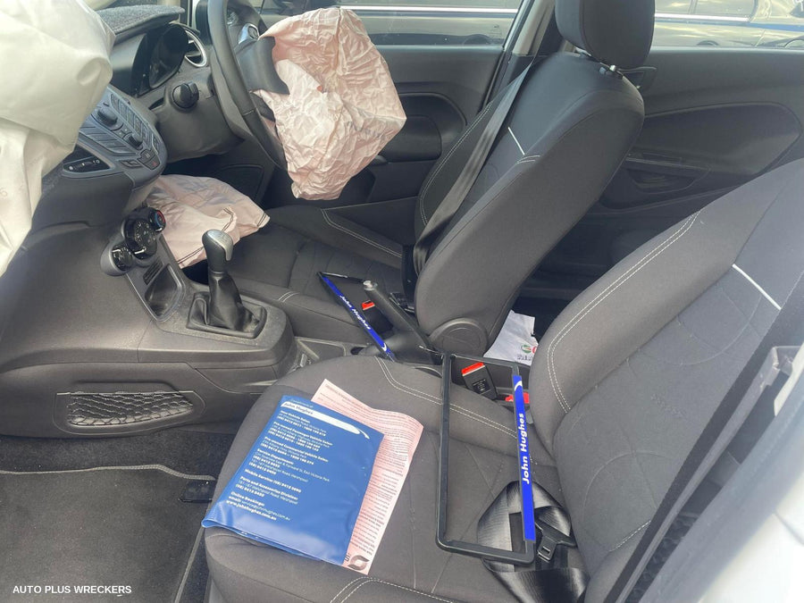 2016 Ford Fiesta Right Front Door Window